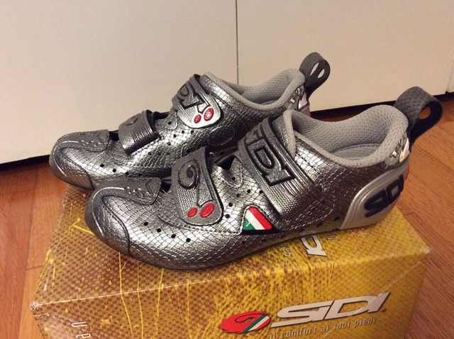 Sidi T2 Carbon Womenâs Mamba Silver/Snake Cycling Shoes, Size EUR 39 (US 7/7.5) | eBay