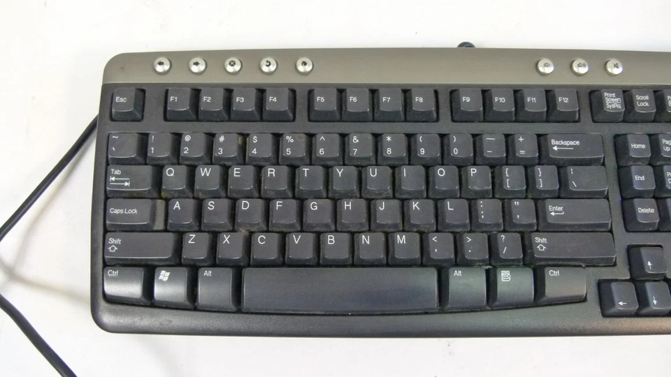 Dell SK-8125 USB 104-Key Black/Silver Wired USB Multimedia Keyboard - Image 2 of 4