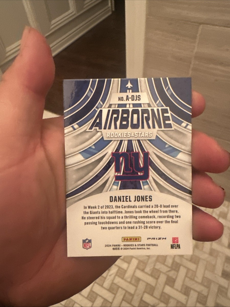 DANIEL JONES ダニエルジョーンズ 【RICK CANE】 2024 Panini Rookies & Stars Airborne Daniel Jones Red