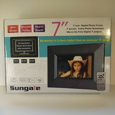 Sungale PF-701 7-Inch Digital Photo Frame Tested Open Box NO REMOTE