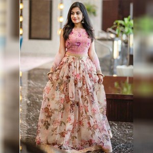 pakistani lehenga design