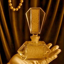 VINTAGE CRYSTAL STYLE CUT GLASS PERFUME BOTTLE WITH FROSTED FLORAL STOPPER