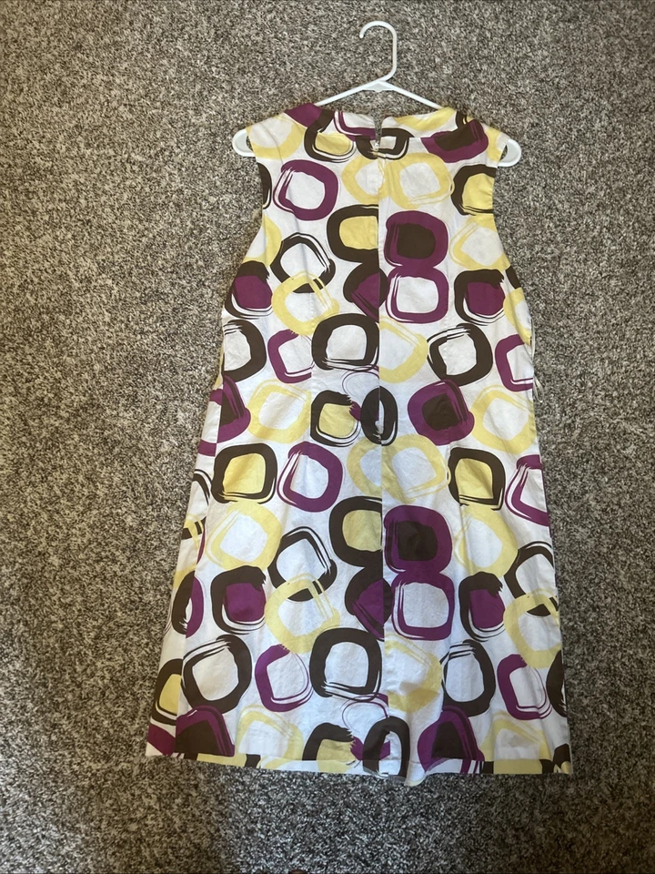 Vestido sem mangas Max And Cleo feminino tamanho 10 com buraco na fechadura e botão frontal - Imagem 4 de 4