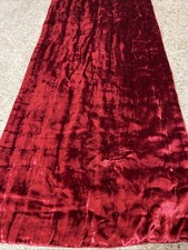 Elegant Semi-Quilted Christmas Table Runner Luxury Velveteen Satin Back 70 X 16