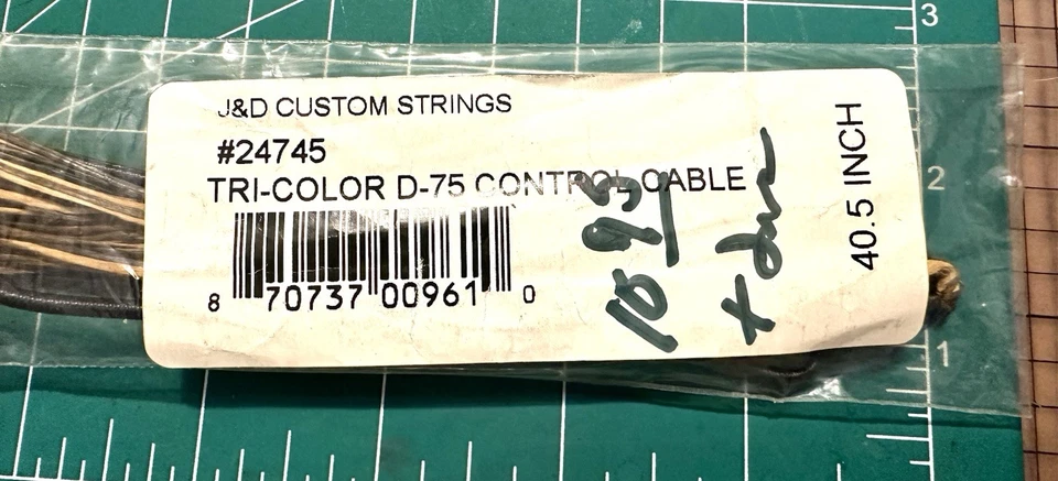 J&D Custom Strings 24745 Tri-Color D-75 Control Cable String BLK/TAN/Buck 41.5” - Image 2 of 3