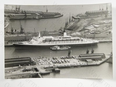 Luftaufnahme QE2 Cunard Liner Southampton Docks Security Operation 1973 Foto