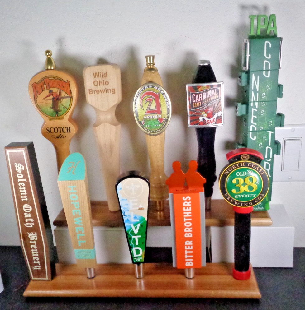 Lot Of (10) Beer Tap Handles