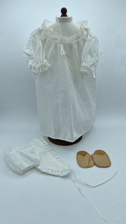 American Girl Pleasant Company Felicity Night Shift Cap & Mules