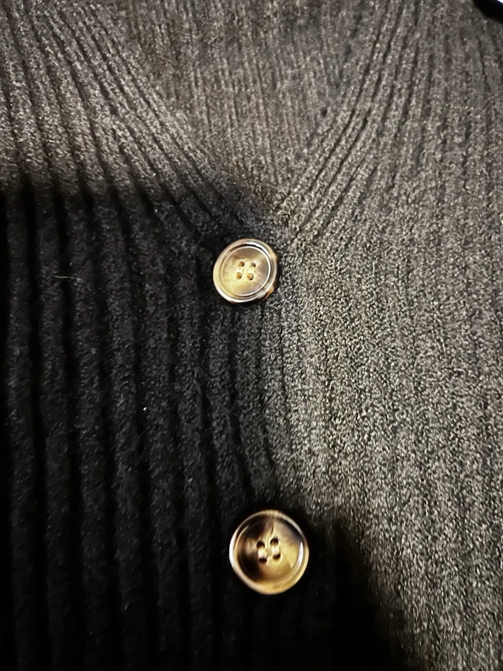 Cardigã feminino French Connection costela gola V longo botão para baixo preto 8-10 M novo com etiquetas - Imagem 4 de 4