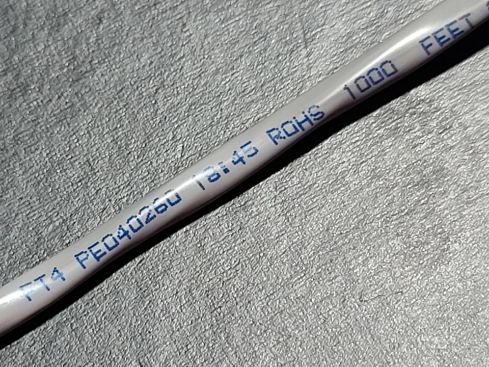 Cable elevador de audio/altavoz/alarma trenzado blindado Belden 5300FE 18/2C gris/100 pies Foto 4 de 4