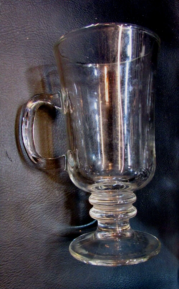 Taza de café irlandesa de chocolate caliente pedestal vintage de vidrio Libbey transparente pesado de 6" de alto Foto 2 de 4