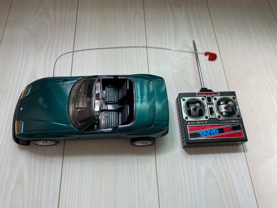 Vintage 1980's Taiyo Japan R/C BMW Z1 w/Box 1/16 scale Green - Image 3 of 4
