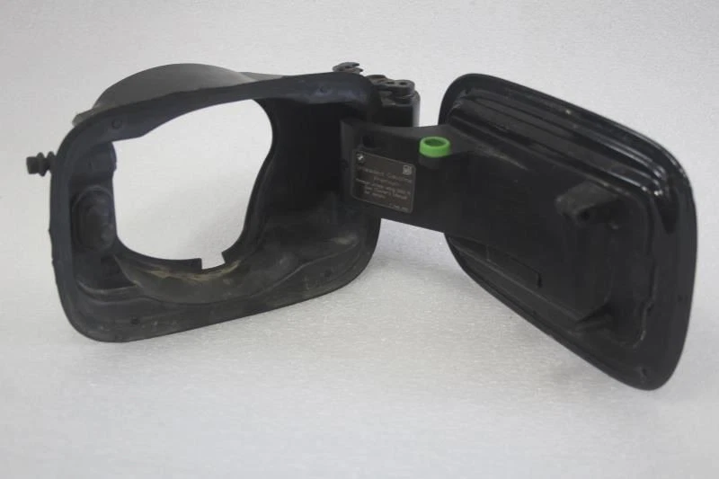 BMW 135i 128i E88 2008 2009 2010 2011 2012 2013 puerta y junta de llenado de combustible de gas Foto 2 de 4