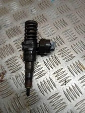 VW PASSAT Variant B5 3B6 Einspritzdüse 1.90 Diesel 2001 33841652