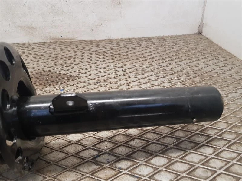 BMW SERIE 1 2023 AMORTIGUADOR DELANTERO LADO CONDUCTOR DERECHO 1.5 GASOLINA B38A15M1 B38A15A 6899672 Foto 4 de 4