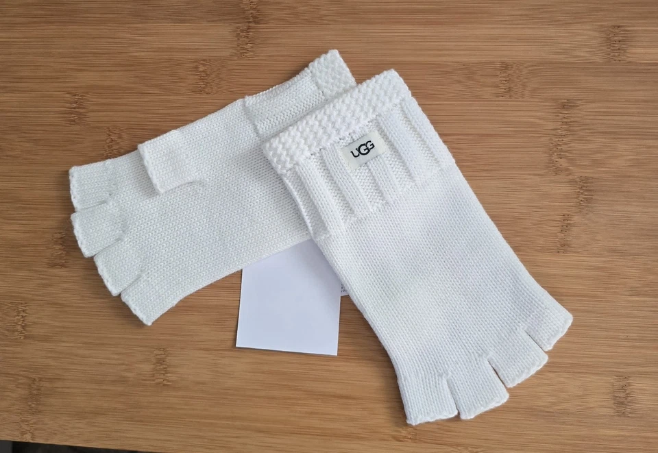 NWT UGG WOMEN'S KNIT FINGERLESS GLOVES IVORY LOGO TAB $45.00 - Image 3 of 4