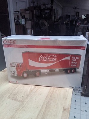 Coca-Cola Dodge L-700 プラモデル 1/25 Coca-Cola Dodge L-700 Truck 1/25 Scale Model Kit Collectible | eBay