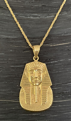 Egyptian Pharaoh King Tut 18K 750 Yellow Gold Pendant 20 Egyptian Pharaoh King Tut 18K 750 Yellow Gold Pendant 20