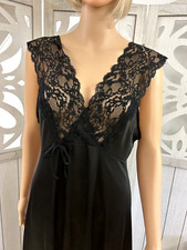 Vintage Black Nightgown with Black Lace Lingerie Sz Medium  21 