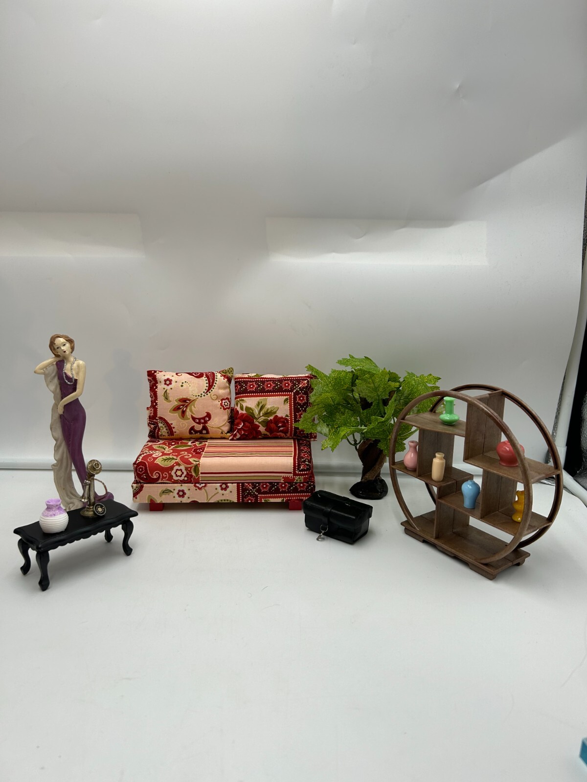 Fauteuil de salon miniature pour poupée mannequin assise stable