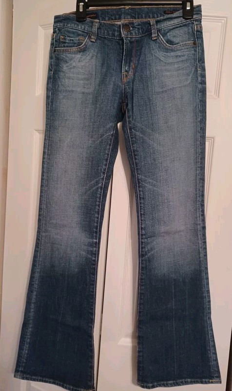LADIES BOOT CUT JEANS SIZE 28(2) BY CITIZENS OF HUMANITY.LOW RISE EUC MEDIUMWASH