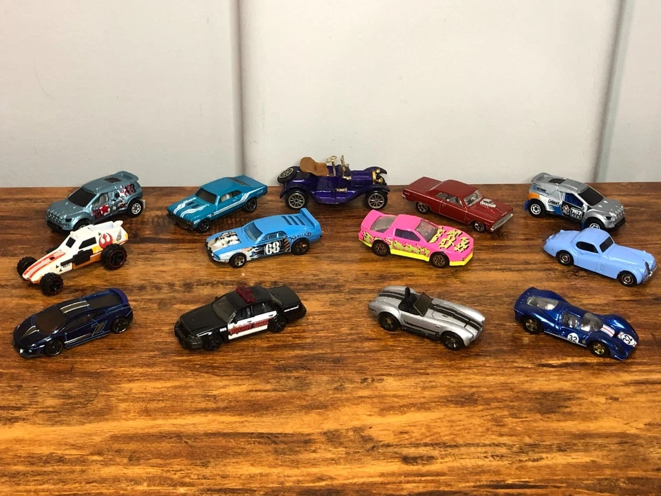 Редкий винтажный литой автомобиль лот 13 Hot Wheels, спичечный коробок, Disney Parks и Star Wars - Изображение 3 из 4