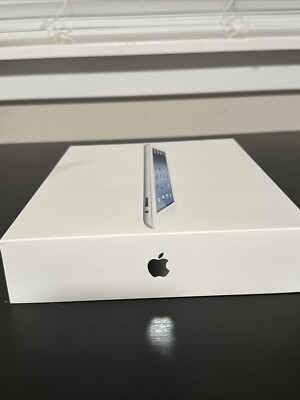 Apple iPad A1430 32gb MD370LL/A WIFI-4G White Color, Only Empty
