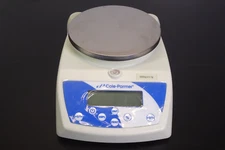Cole-Parmer 2000g x 0.1g Compact Portable Balance