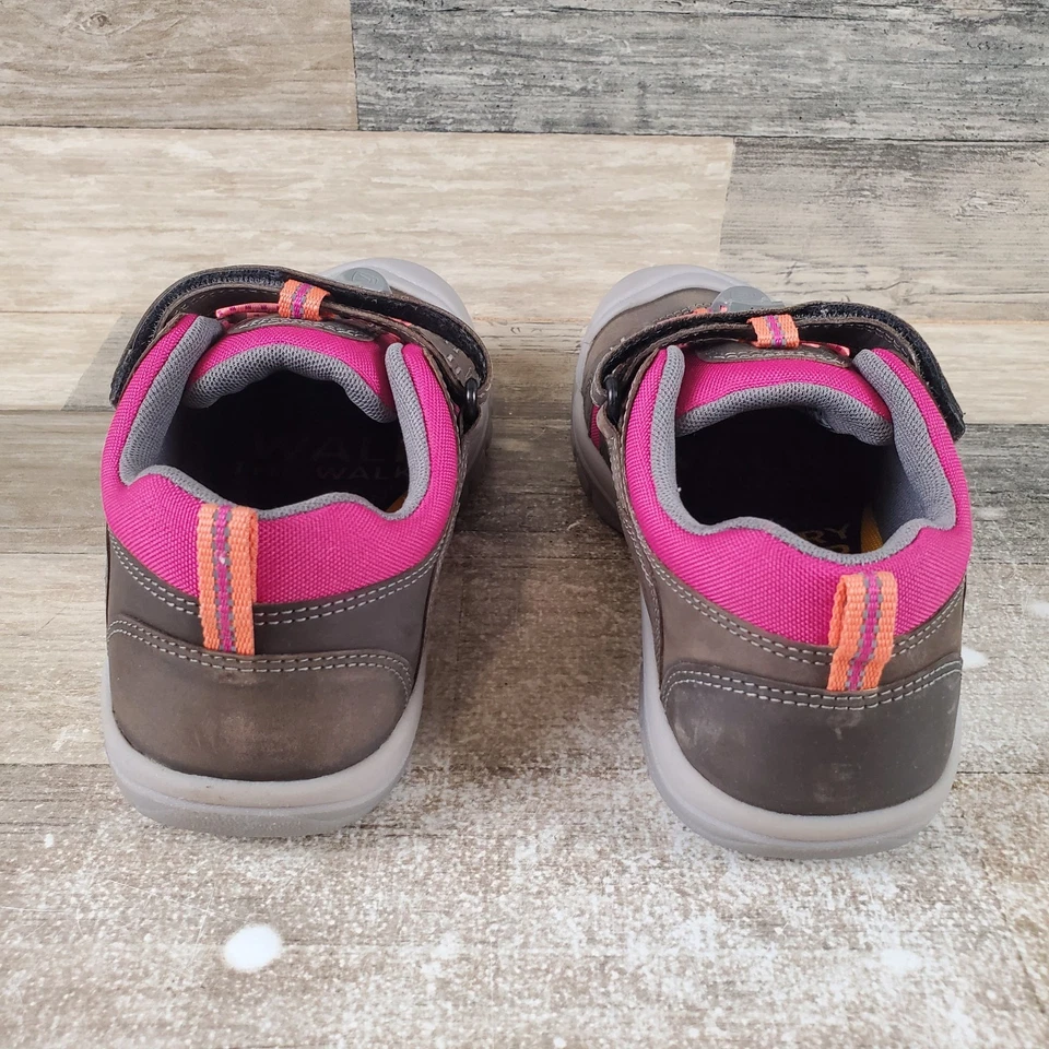 Zapatos de Senderismo Keen Newport Juveniles Talla 4 Gancho y Lazo Bungee Nuevos sin Caja Foto 3 de 4