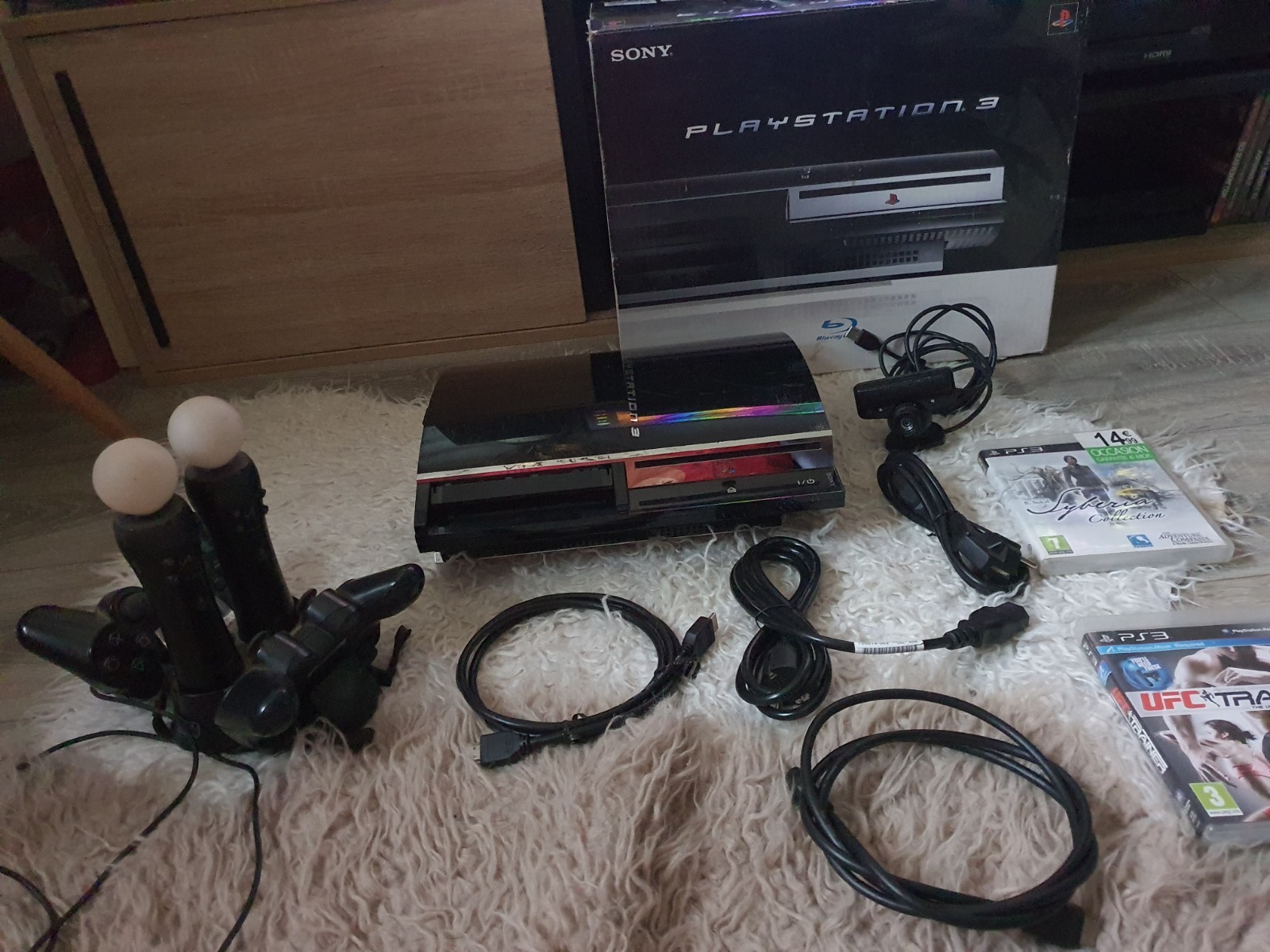 Console PS3 60Go CECHC04 Rétrocompatible PS1/PS2/PS3 + 2 jeux