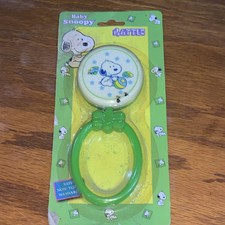 Baby Snoopy Rattle Green White Unisex Dogs  Puppies Peanuts Gang Baby Toy