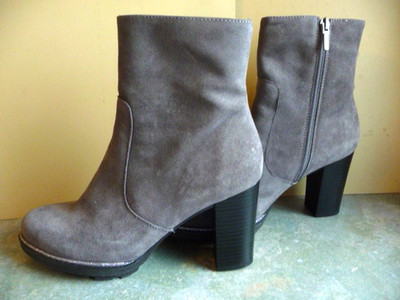 Damen Stiefeletten Gr 38 NEU Wildleder grau Silberkordel über Sohle toll