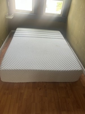 Leesa Sapira Hybrid Queen Mattress Medium Firm White Breathable Edge Support