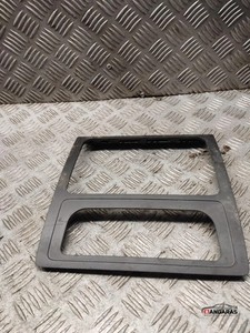 VW CADDY III Variant 2KB, 2KJ, 2CB, 2CJ Musik-Player Verkleidung 33082352