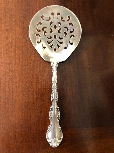 Gorham Strasbourg Sterling Silver Tomato Server - 7 1/2" - No Monogram 2.389 oz.