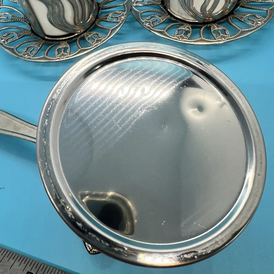 Auténtico Juego de Café Pavo Turco para 4 Vasos Plateados Nuevo Fuera de Caja 9 Piezas Foto 4 de 4