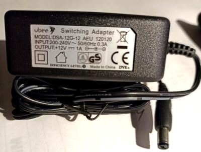 Original Netzteil UBEE DSA-12G-12 AEU 120120 Output 12V-1A