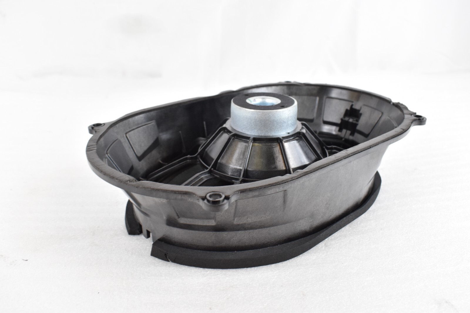 2014 - 2017 MASERATI GHIBLI M157 REAR TRUNK SUBWOOFWER SPEAKER 670009429 OEM