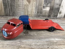 Vintage Wyandotte Lowboy Flatbed Trailer Truck w/ Winch Toy