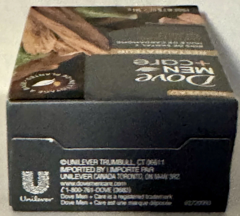 Jabón en barra limpiadora Dove Men Care Restore 5 oz - aceite de cardamomo de sándalo Foto 2 de 4