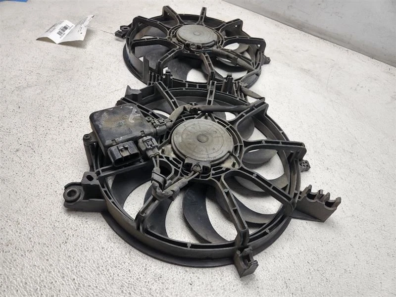 Conjunto de ventilador de motor ventilador de radiador Infiniti G37 2009-2013 OEM 21481JK00A Foto 4 de 4