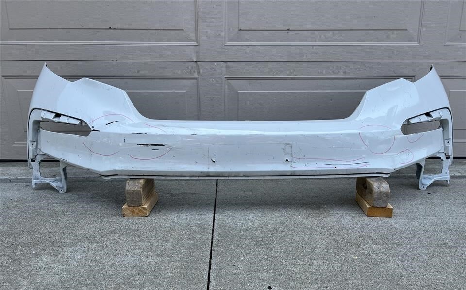 2019-2022 19 20 21 22 Honda Pilot Front Bumper OEM 71101-TG7X-A500