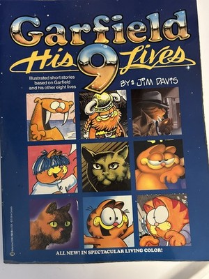 Vintage Garfield 9 Lives Jim Davis First Edition Book Full Color Short Stories