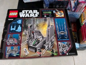 LEGO Star Wars: Kylo Ren's Command Shuttle (75104)
