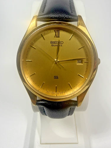Vintage Seiko SQ Quartz Gold Tone Dress Watch Date 5Y22-8060 09/1981 - Running