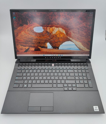 Alienware Area-51m R2  17.3'', 1TB SSD, 32GB RAM, I9-10900K, RTX 2070 Super READ