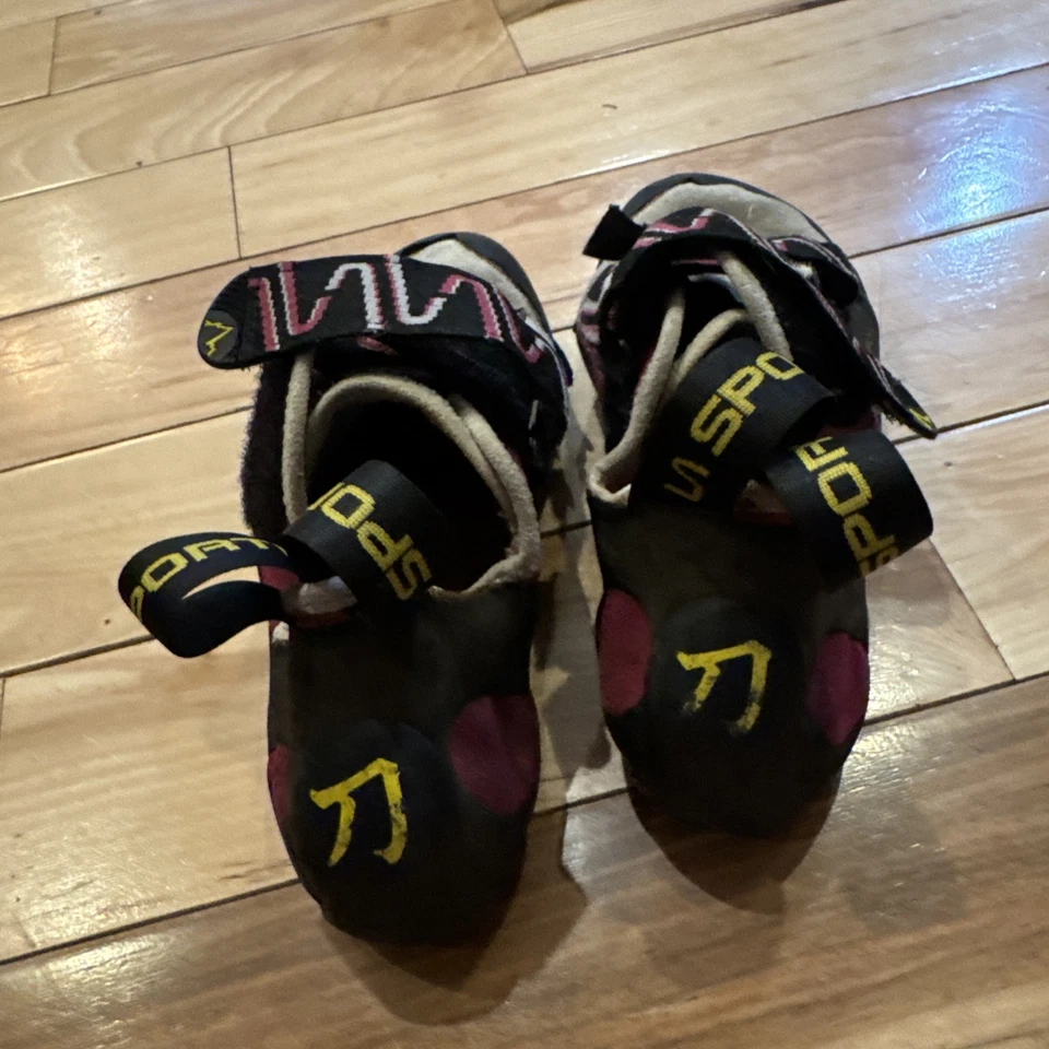 La Sportiva Katana Climbing Shoes Vibram XS Edge – Size 6 Women - Image 4 of 4