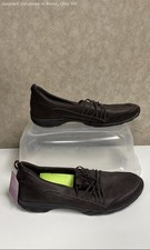 Skechers Classic Fit Memory Foam Brown Bungee Slip On Sneaker NWT Womens Size 10
