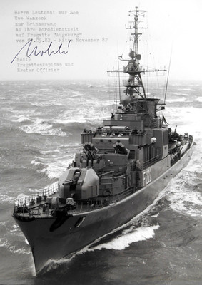 großes Foto Fregatte AUGSBURG F222 Bundes Marine 1982 Unterschrift FKpt NOBLE'
