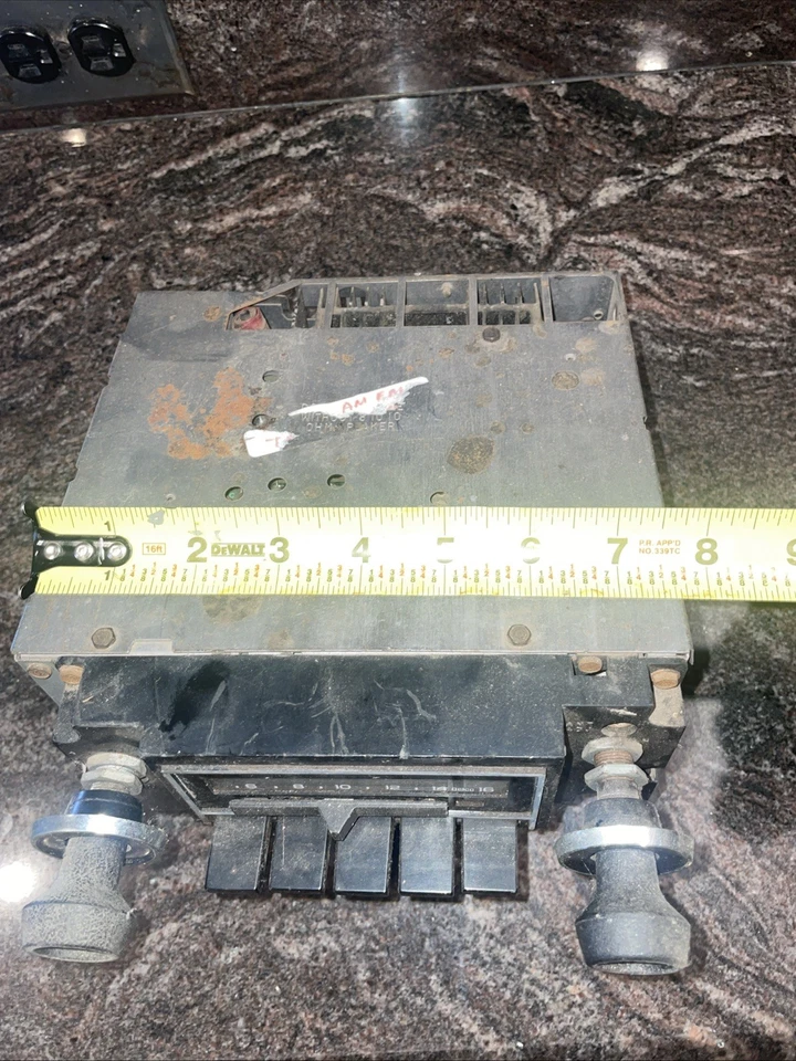 Chevy Squarebody C/K10-30 K5 73-80 Blazer Suburb GM AC DELCO AM/FM Radio sin probar Foto 3 de 4